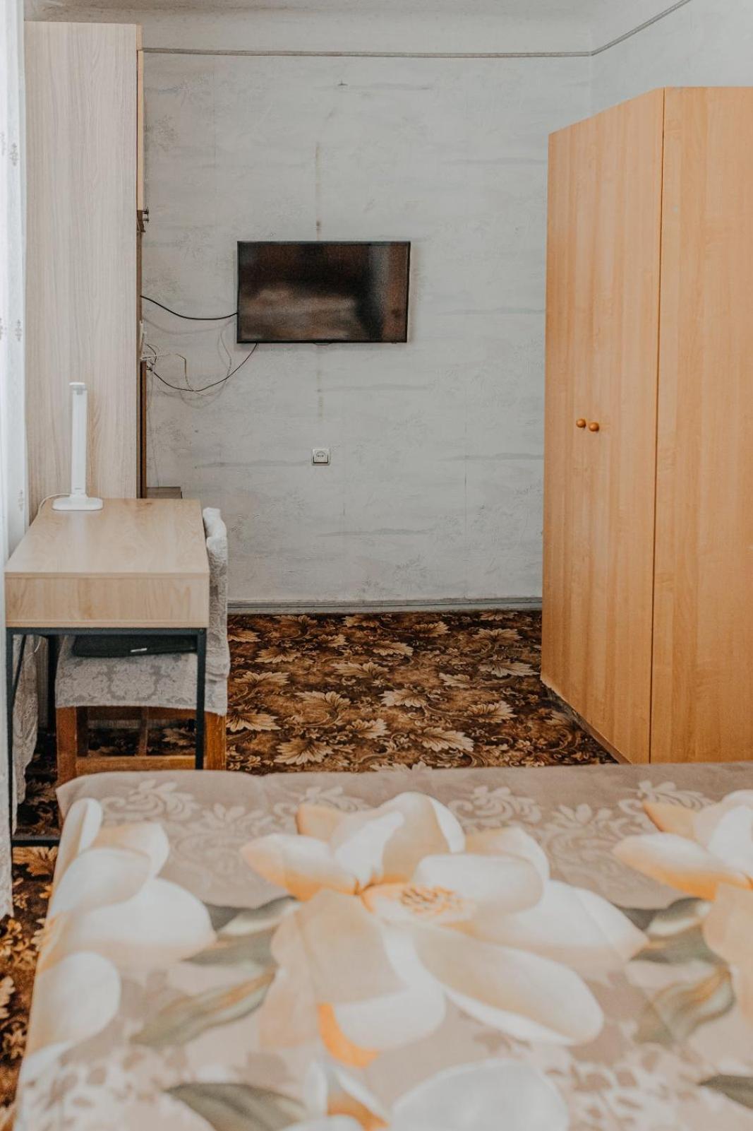 דנייפרופטרובסק Comfortable Apartments On Hrushevskogo Street Near 16 City Hospital מראה חיצוני תמונה